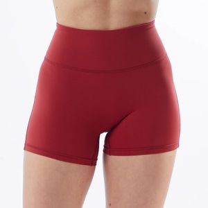 Alphalete Pulse Surge Shorts - Tartan Red